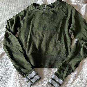 Senita Athletics sporty long sleeve crop